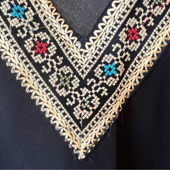 ABAYA Embroidered Chiffon Short Kaftan - Picture 3 of 7